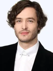 Alexander Vlahos