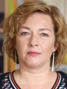 Isabelle Van Hecke