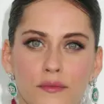 María León