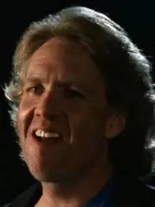 Barry Lynch