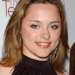 Zoë Tapper