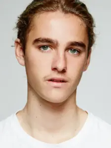 Kai Lewins