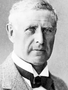 Hjalmar Selander