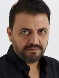 Şinasi Yurtsever