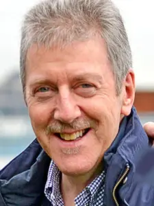 Stephen Travers