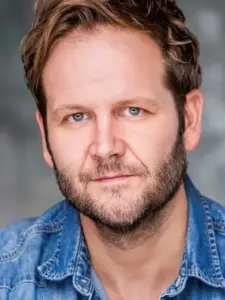 Evan Buliung