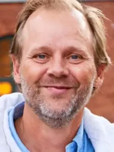 Tomas Villum Jensen