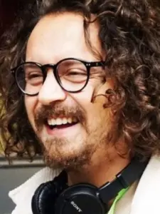 Ömer Sinir