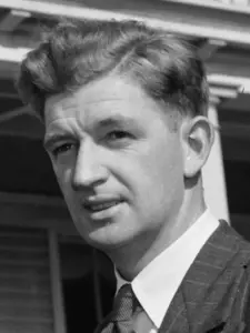 George Lowe