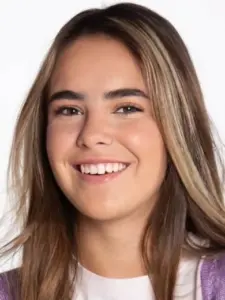 Estefi Merelles