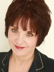 Lee Garlington