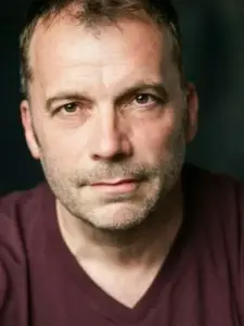 Nicholas Tennant