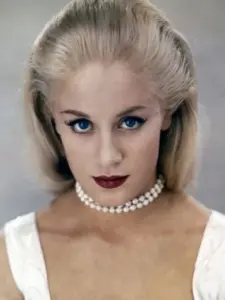 Mary Ure