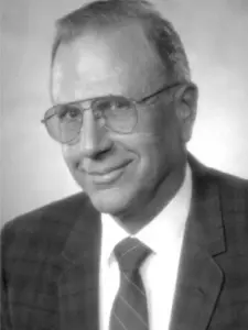 Robert Lynn