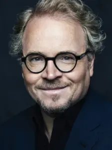 Fredrik Lindström