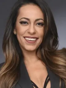 Samantha Schmütz