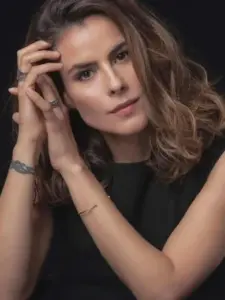 Zharick León