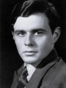 Niall MacGinnis