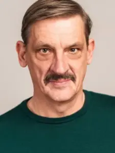 Peter van den Begin