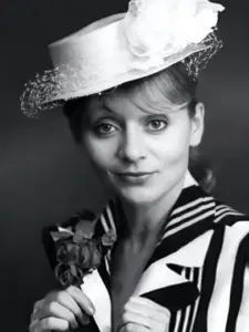 Annie Cordy