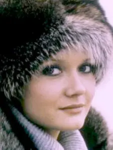 Mimi Coutelier