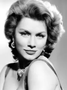 Linda Christian