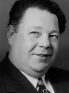 Edvard Persson
