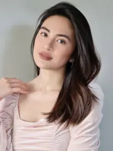 Julie Anne San Jose