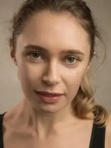 Lizzie Annis