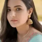 Τζασμίν Μπασίν (Jasmin Bhasin)