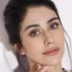 Warina Hussain (Hira Warina)