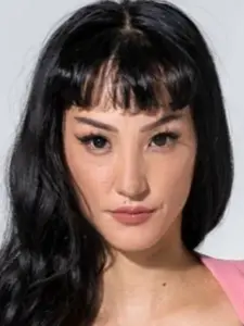Louise Cho