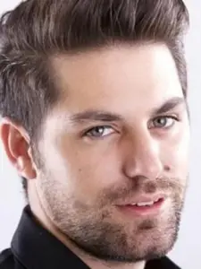 Renato López