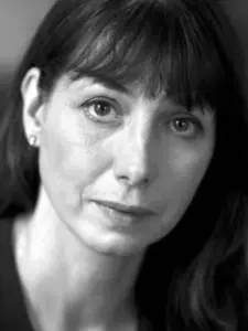 Kathryn Worth