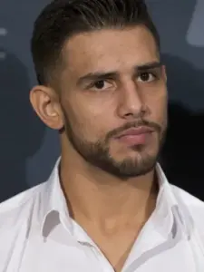 Yair Rodríguez