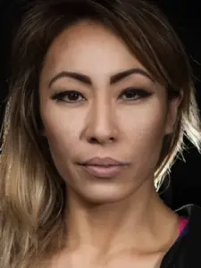 Tritia DeViSha