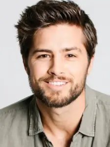 Travis Burns