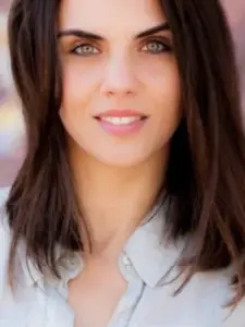 Elizabeth Saint