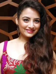 Zoya Afroz