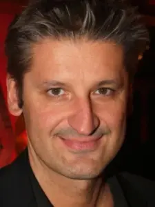 Hartmut Engler
