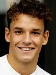 Théo Curin
