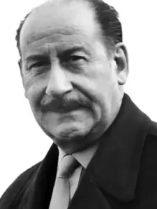 Pierre Dux