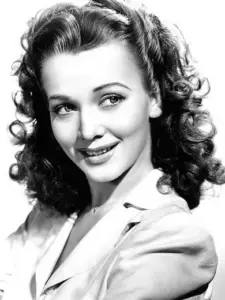 Carole Landis