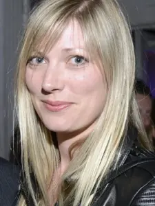 Elvira Lind