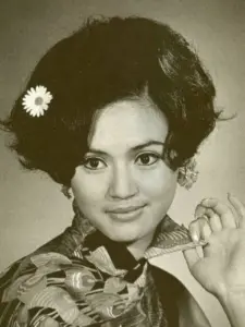 Yue Wai
