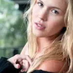 Sharon Hinnendael