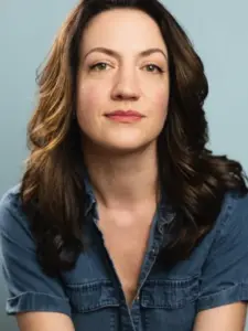 Marlowe Holden (Marlowe Holden)