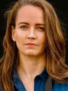 Zoe Coombs-Marr
