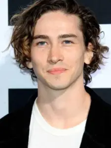 Dylan Arnold