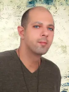 Kris Kourtis